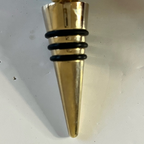 Set of 3 Globe Wine Bottle Stoppers with Gift Box – Elegant Gold & Inlay Design - Picture 4 of 9